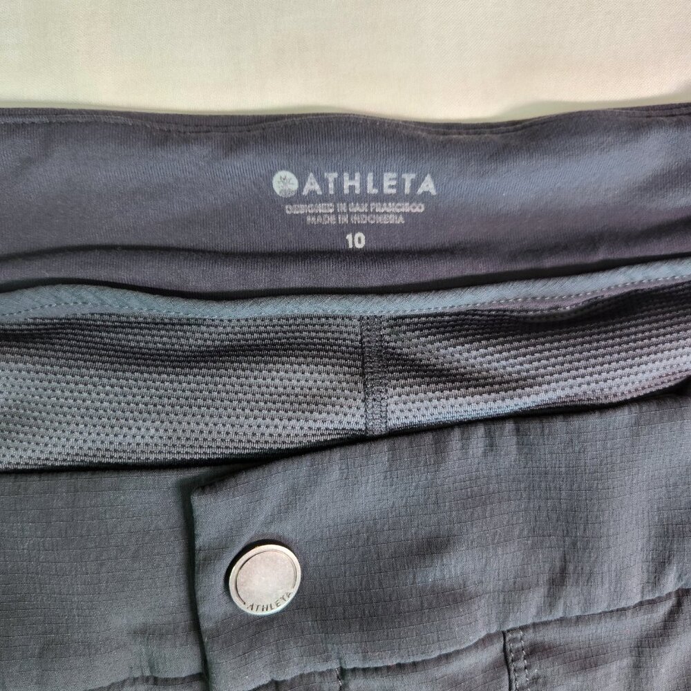 Athleta Women's Golf Skort Gray size 10 - Picture 2 of 7